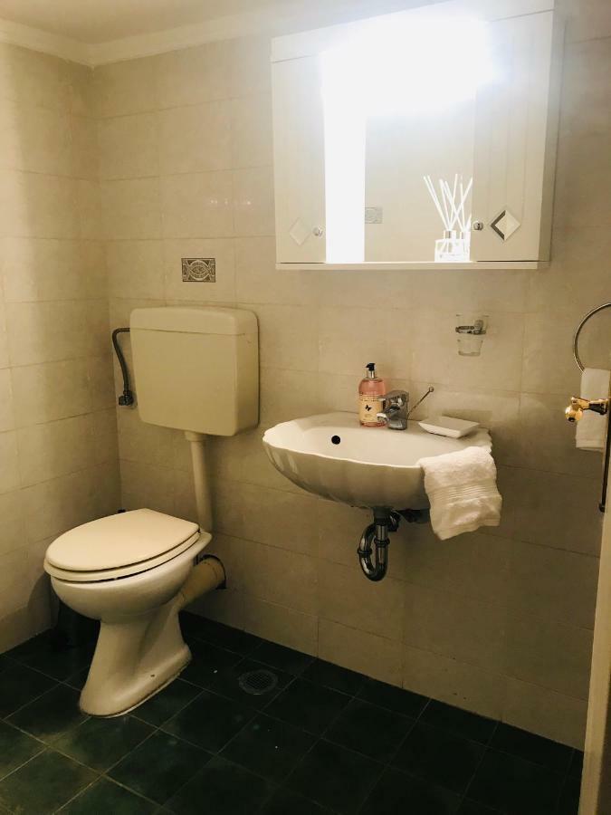 Waitnsea Apartment เอเธนส์ ภายนอก รูปภาพ